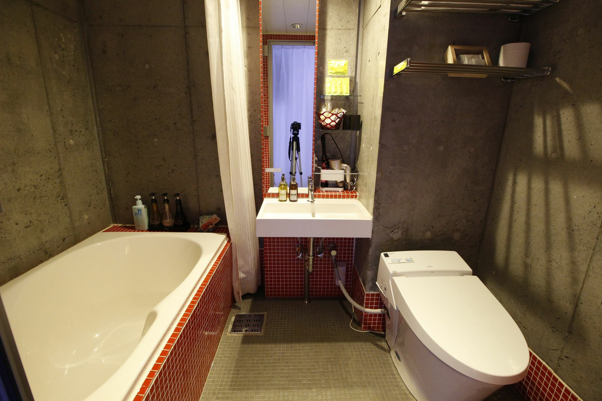 Hotel The Hotel Shinjuku (Adults Only) Tokyo Ngoại thất bức ảnh