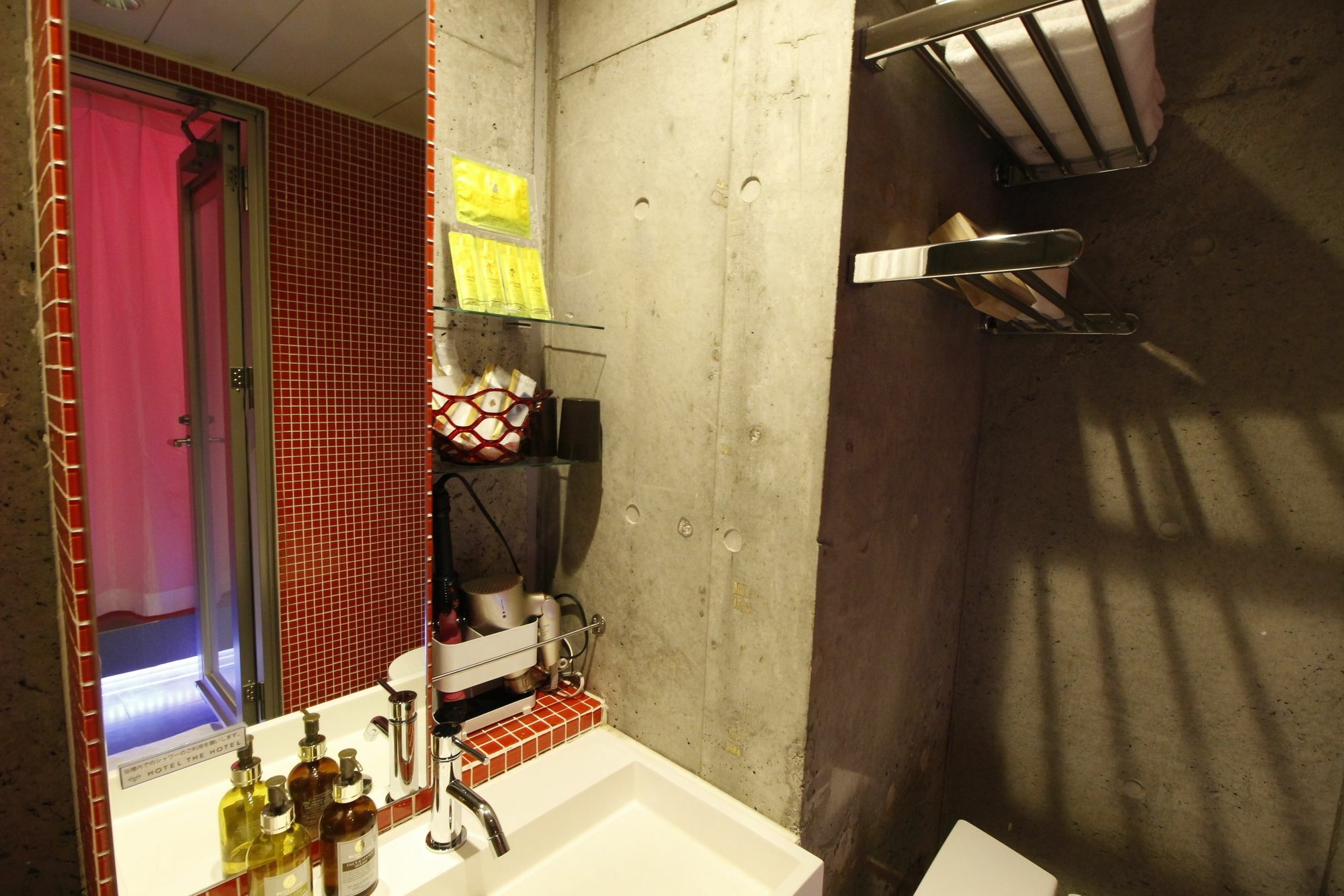 Hotel The Hotel Shinjuku (Adults Only) Tokyo Ngoại thất bức ảnh